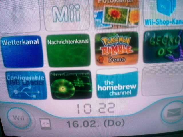 WII mit 2 Controllern+Nunchucks +Sports+Sports Resort